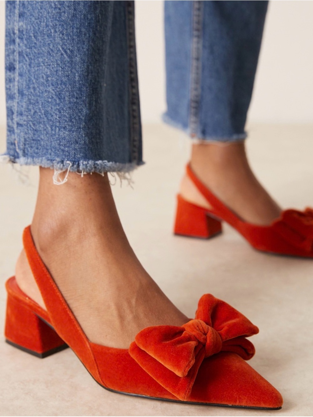 ASOS DESIGN Velvet Bow Slingback Kitten Block Heel Pumps: SZ 7